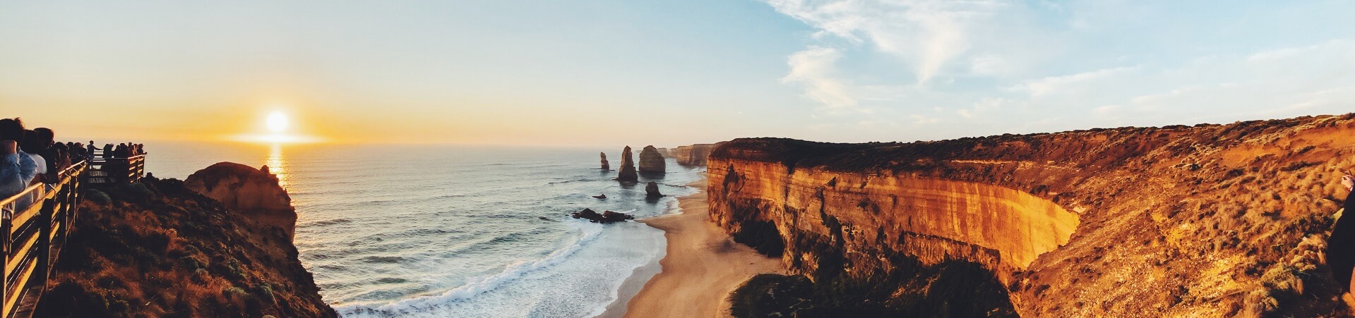 Who named the 12 Apostles in Victoria?