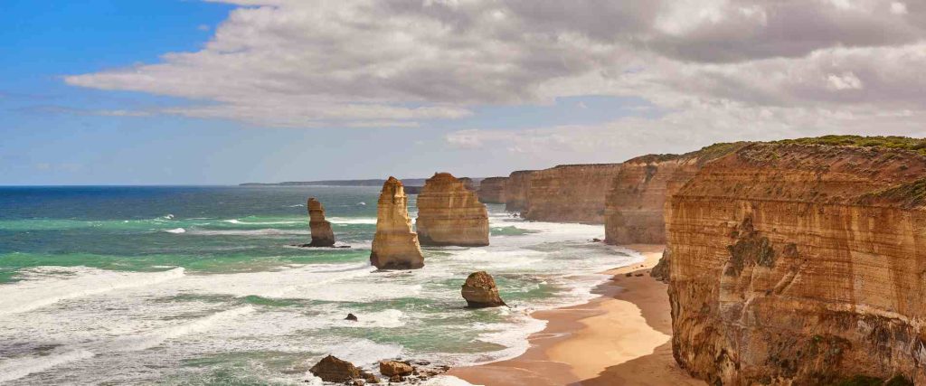 1 Day Great Ocean Road & 12 Apostles Tour $95