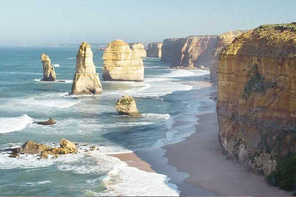 Great Ocean Road & 12 Apostles Tour