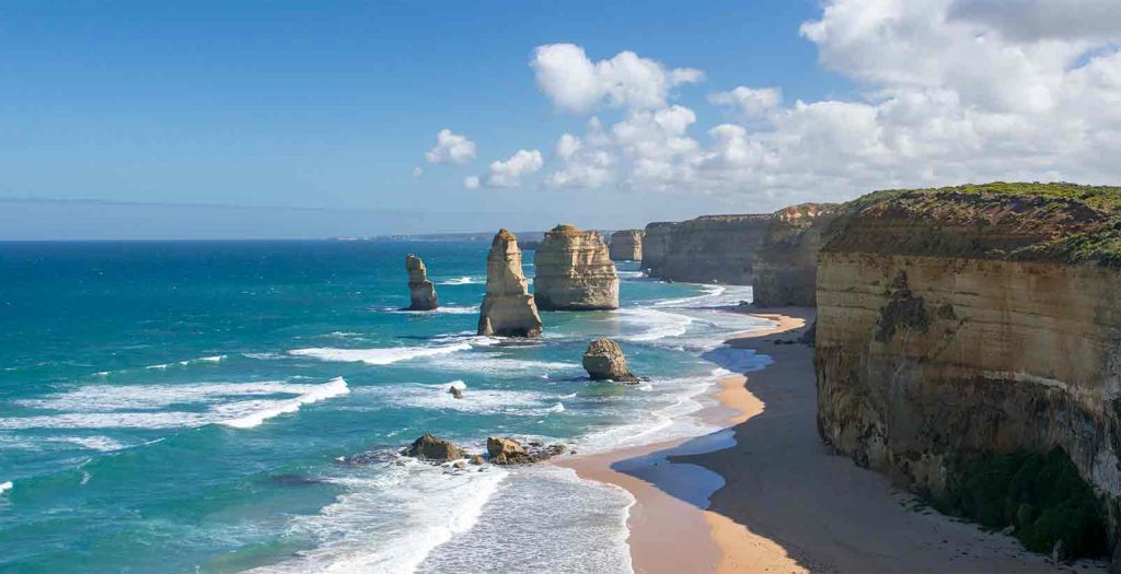 1 Day Great Ocean Road & 12 Apostles Tour $99